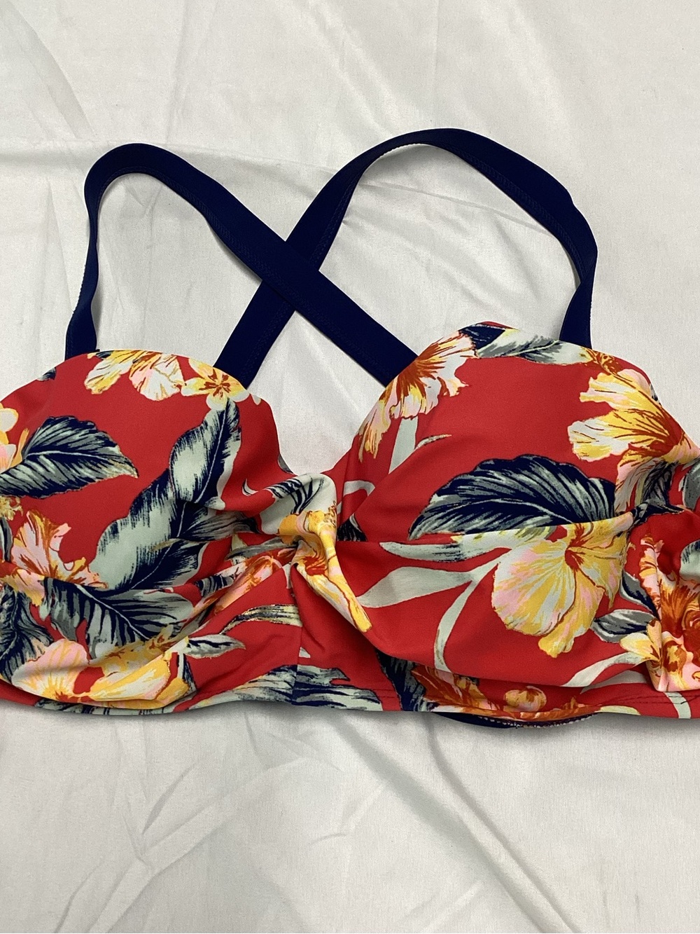 Red Floral Underwire Bikini Top with Navy Cross Straps size D cup bandeau